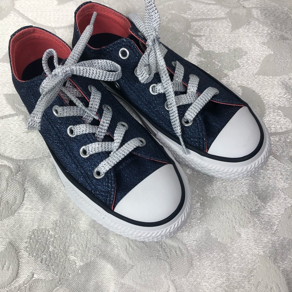 All star Converse Size 13. For Girls. NWT. - Picture 2 of 7